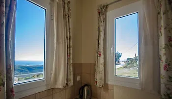 Valta View Suites & Apartments Kremmidi photo