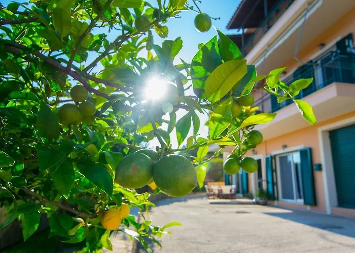 St George'S Castle House Hotel Peratata photo